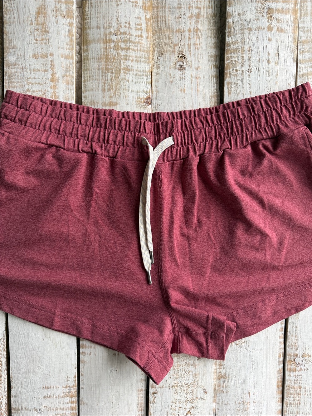 Vuori Women's Halo Performance Shorts in Dusty Rose Size M